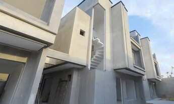 Imagem 3: Sobrado triplex a venda no Capão Raso