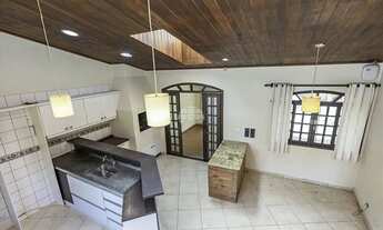 Imagem 5: Casa á venda medindo 209 metros quadrados com 2 dorm. e 1 suíte no bairro Barreirinha em