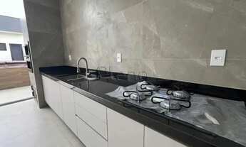 Imagem 4: Linda casa em Indaiatuba, construção recente, três suítes, escritório, jacuzzi e aquecimen