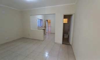 Imagem: Casa 4 comodos no Embu