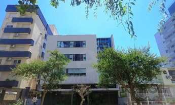 Imagem 2: Sala de frente com vaga