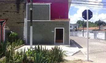 Imagem: Aluguel de quarto mobiliado para mulheres