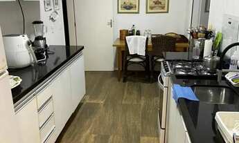 Imagem 7: Casa com piscina e salão de festas no Centro de Xangri-lá - 5 quartos 3 suítes. REF: 5083