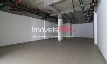 Imagem: Superlojas interessantes próximas à estação