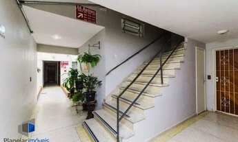 Imagem 2: Ótimo apartamento com 2 dormitórias no bairro Menino Deus