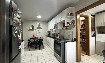 Imagem 4: Apartamento à venda, 3 dormitórios, com lareira e churrasqueira central!