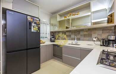 Imagem 8: Casa com 3 dormitórios à venda, 230 m² por R$ 1.700.000,00 - Santa Cândida - Curitiba/PR