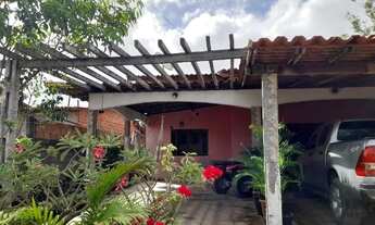 Imagem 2: Casa de morada no Santarém. 4 quartos, 2 banheiros, cozinha e área externa (quintal)