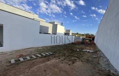 Imagem: Terreno à venda, 200 m² - Condomínio