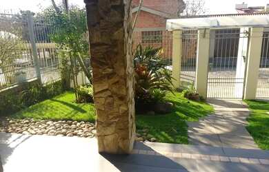 Imagem 2: Casa em Rua Dona Luíza Landell de Moura - Espírito Santo - Porto Alegre/RS