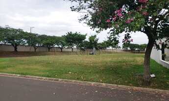 Imagem: Terreno à venda com 522.75m² no Tamboré