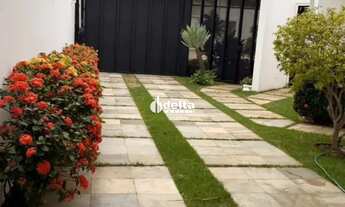 Imagem 3: Casa residencial com 3 quartos sendo 1 suíte disponível para locação no bairro Jardim Kara