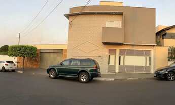 Imagem: CASA COM 4 SUÍTES COM AR CONDICIONADO