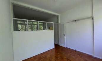 Imagem 4: Apto Centro, amplo, fino trato, Rua Paulo Barbosa, excelente preço - Petrópolis - RJ