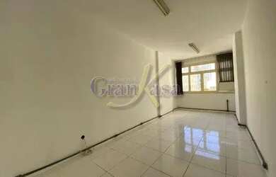 Imagem: Sala comercial no Centro da Cidade !!