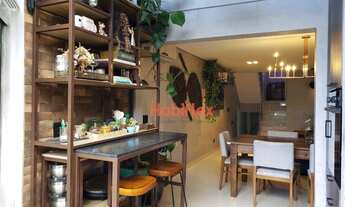 Imagem 2: Casa a venda, com 2 dormitórios e vista para a Lagoa. Lagoa da Conceição, Florianópolis/SC