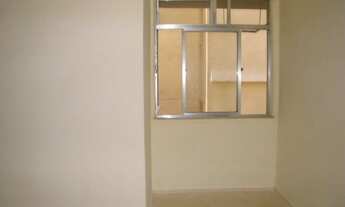 Imagem 2: RIO DE JANEIRO - Apartamento Padrão - MEIER