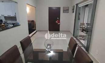 Imagem 6: Casa com 2 dormitórios à venda, 178 m² por R$ 590.000,00 - Cidade Jardim - Uberlândia/MG