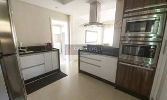 Imagem 6: Residencial e Comercial, à venda no bairro Iririú, Joinville/SC. Excelente sobrado resid