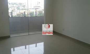 Imagem 3: Apartamento no Diamante, área nobre do Bairro. 02 quartos, sala com varanda, 02 vagas, ele