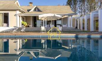 Imagem: Casa com 9 dormitórios à venda, 2500 m²