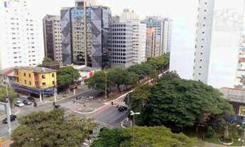 Imagem 1: Ao lado do metro Paraíso