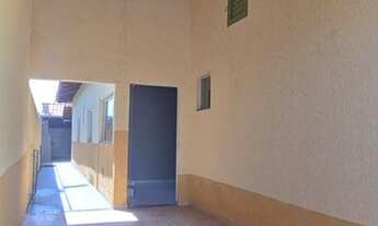 Imagem 3: Casa para Venda em Goiânia, Moinho dos Ventos, 3 dormitórios, 1 suíte, 3 banheiros, 2 vaga