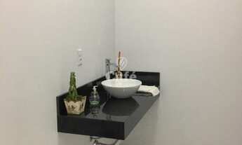 Imagem 7: Casa em Faxinal do soturno, 3 quartos (2 suítes com closet), 4 banheiros, garagem para 2 c