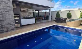 Imagem: Belíssima casa Dúplex 220m² com 4 suítes