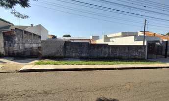 Imagem: TERRENO COM 208 mts(aceita troca por veículos