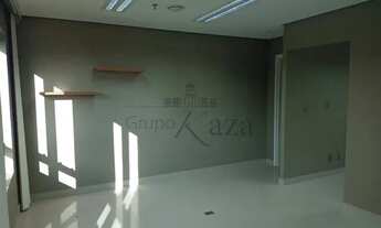 Imagem: Comercial Sala Condomínio em São José