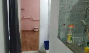 Imagem 4: Aluga-se kitnet Casa com 1 dormitório