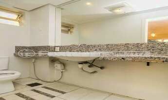 Imagem 6: Apartamento para venda possui 58 metros quadrados com 3 quartos em São João - Porto Alegre