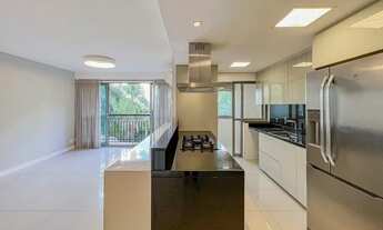 Imagem 7: Apartamento para venda tem 80 metros quadrados com 2 quartos em Três Figueiras - Porto Ale