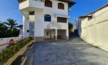 Imagem 2: Casa em Vilas do Atlântico, com 3 pavimentos, 4 quartos, piscina e muito mais