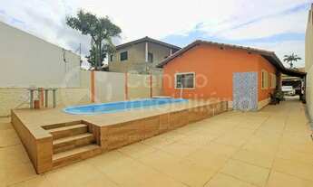 Imagem: CASA à venda com piscina e 3 quartos em