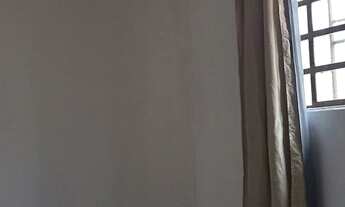 Imagem 6: Aluga-se kitnet Casa com 1 dormitório