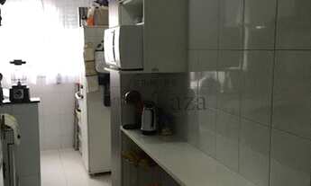 Imagem 2: Apartamento para aluguel possui 64 metros quadrados com 2 quartos, semi mobiliado