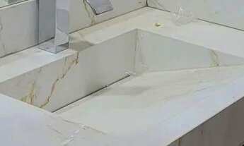 Imagem 7: Casa nova com armários completos