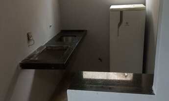 Imagem 4: Aluga-se kitnet com Água , Luz e internet incluso !!!