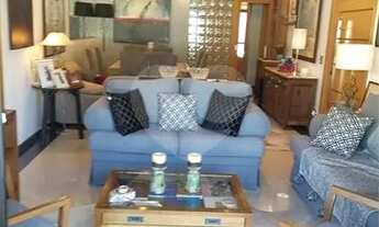 Imagem 2: 03 dormitórios, sendo 01 suíte com closet e varanda