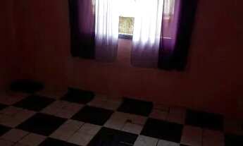 Imagem: Alugo quarto para senhora ou senhor de idade