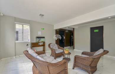 Imagem 5: Apartamento para venda tem 43 metros quadrados com 2 quartos em Cristo Rei - Curitiba - PR