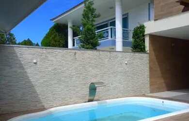 Imagem 5: Casa 5 Suítes - Locação - Rua Priscila Dutra - Cond Royal Ville - Buraquinho - Lauro de Fr