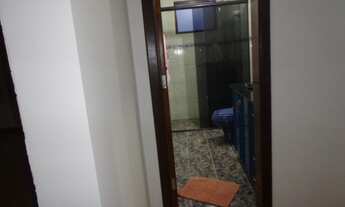 Imagem 3: Aluga se excelente ap perto Marista. Suite mais um quarto