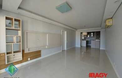 Imagem 3: Apartamento para venda possui 120 metros quadrados com 4 quartos em Itacorubi - Florianópo