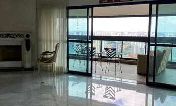 Imagem 2: Verveine - lindo em rua nobre com ampla varanda gourmet !