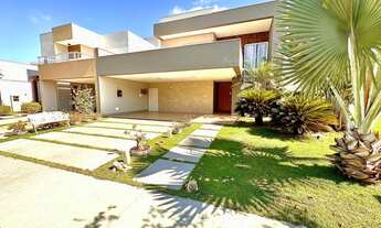 Imagem 2: Condomínio belvedere- locação- sobrado - 3 suítes sendo uma master, 264 m2 de área constru