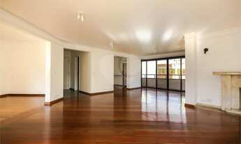 Imagem: Apartamento com 204 m2 e 3 vagas no Itaim