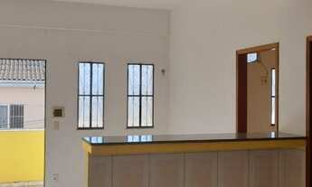 Imagem 4: Apto no 1 piso com 2 quartos. Alvorada 3, ótima localização. Leia